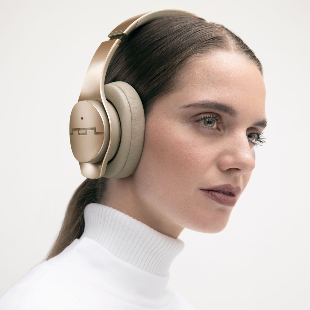スティーブ・アオキやカルヴィンハリスなど、数々のトップDJや…