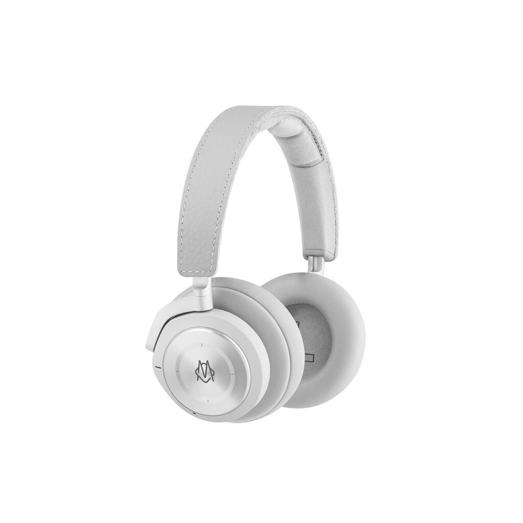 さBang&Olufsen× RIMOWA H9i ワイヤレスヘッドホン RIMOWA and bang & olufsen launch limited edition headphones
