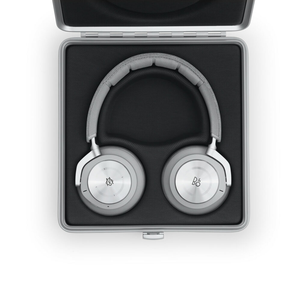 Beoplay H9i RIMOWA edition - BANG & OLUFSEN | 完実電気